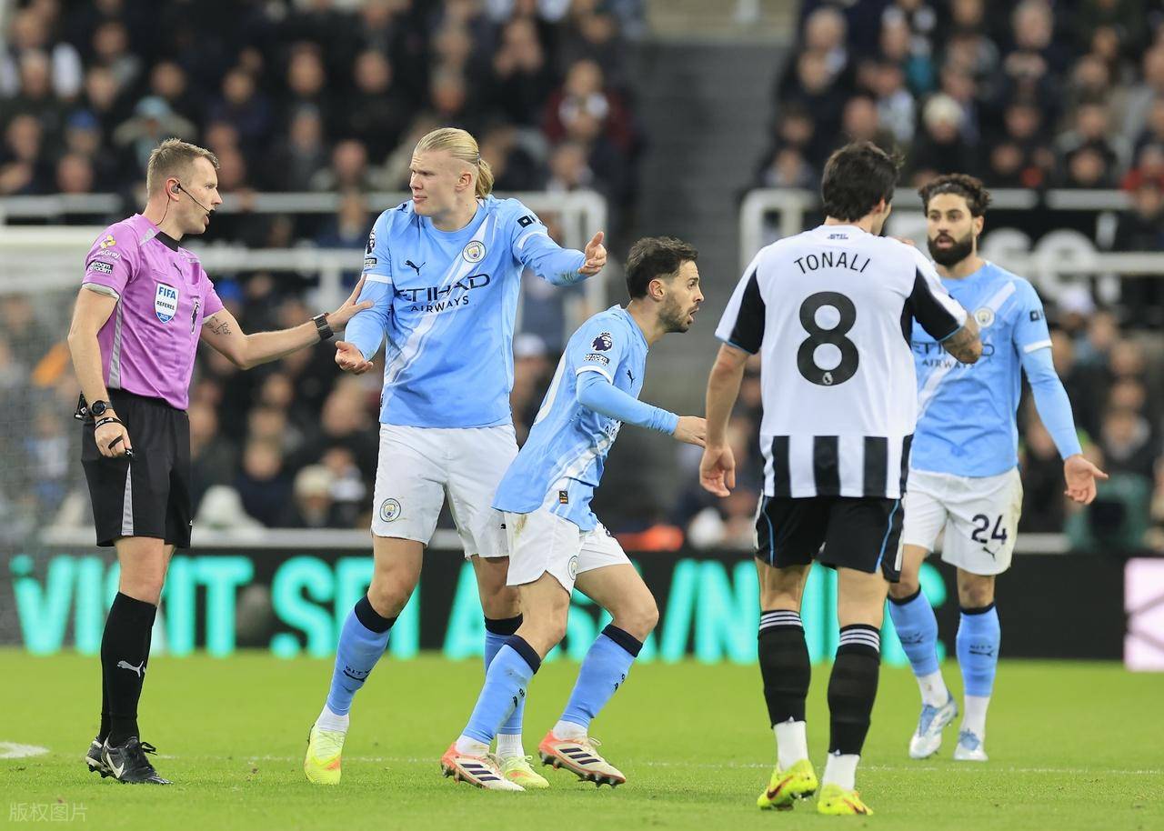 今晚曼城调整名单以备西甲,官宣签约环节打磨,更衣室稳定,训练强度明显提升的简单介绍 今晚曼城调整名单以备西甲,官宣签约环节打磨,更衣室稳定,训练强度明显提升的简单介绍